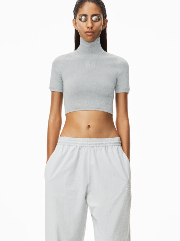 REFLECTIVE CROPPED PULLOVER