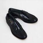 LOAFERS IN LEATHER