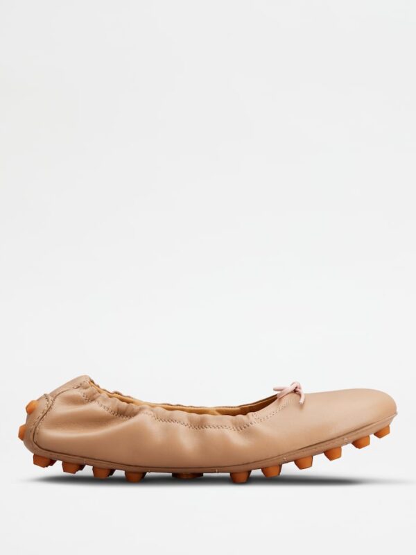 BUBBLE BALLERINAS IN LEATHER