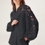 GENEROUS GAZE BLOUSE