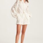 GENEROUS GAZE BLOUSE