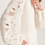 GENEROUS GAZE BLOUSE