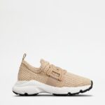 SLIP ON SNEAKERS