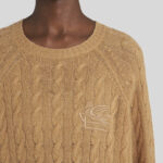 ROUND NECK CASHMERE JUMPER