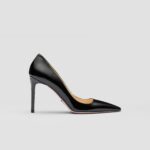 PATENT LEATHER PUMPS