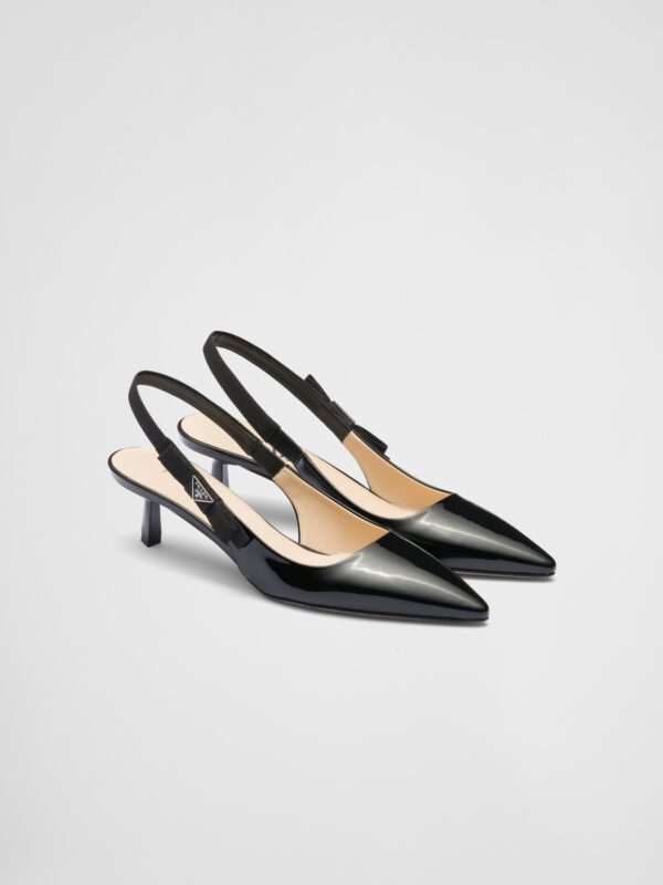 PATENT LEATHER PUMPS