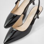 PATENT LEATHER PUMPS