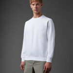 Metropolis Series Stretch Fleece Logo Badge Sweatshirt