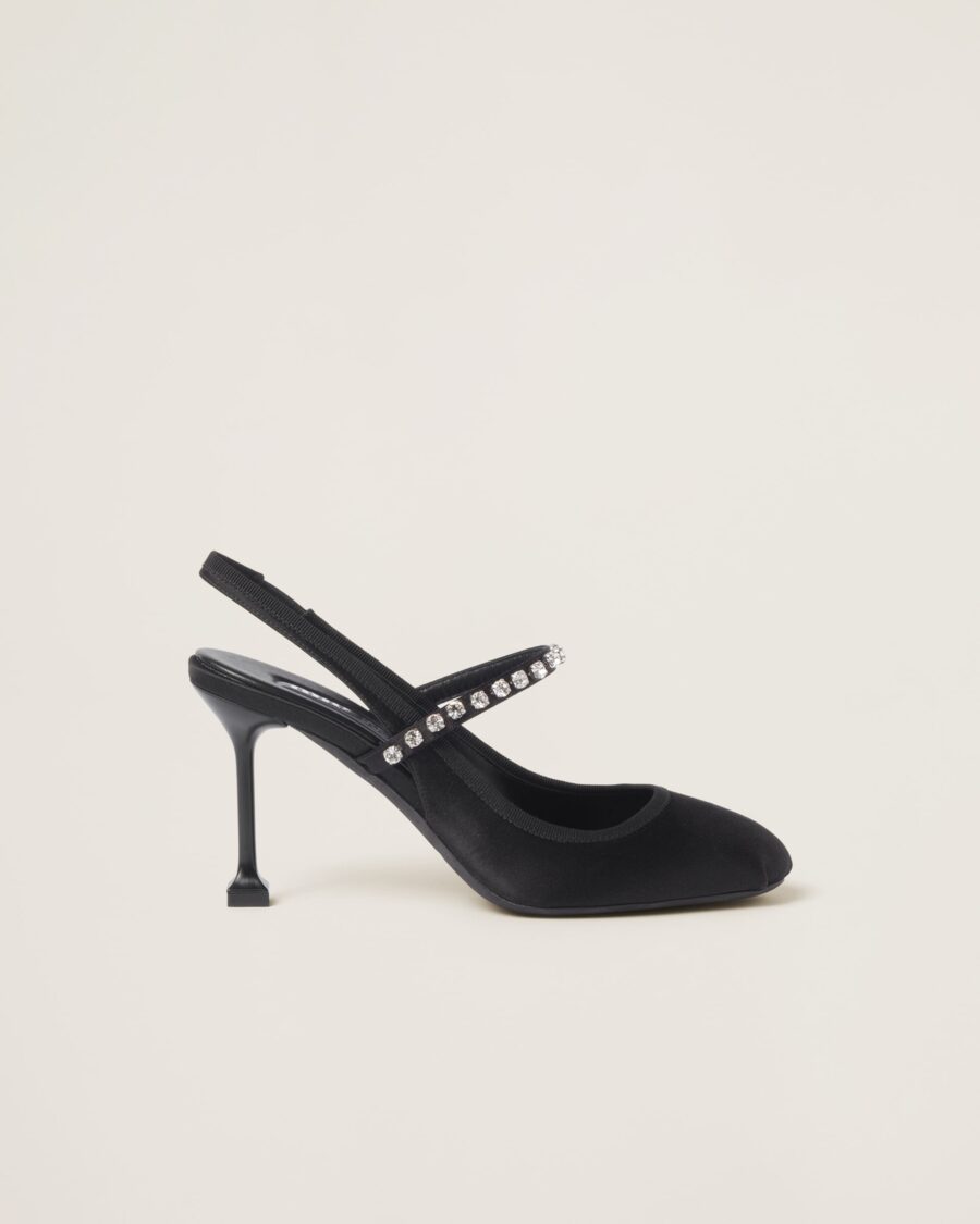 SATIN SLINGBACK PUMPS