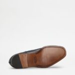 LACE UPS IN LEATHER