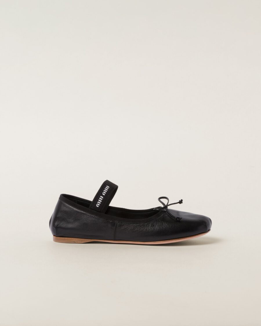 LEATHER BALLERINAS