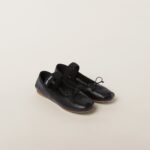 LEATHER BALLERINAS