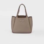 MEDIUM LEATHER TOTE