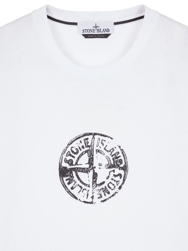 2RC83 ‘STAMP THREE’ PRINT TEE