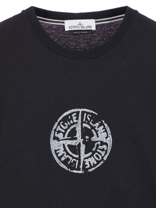 2RC83 ‘STAMP THREE’ PRINT TEE