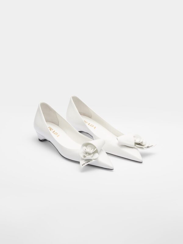 BRUSHED LEATHER PUMPS