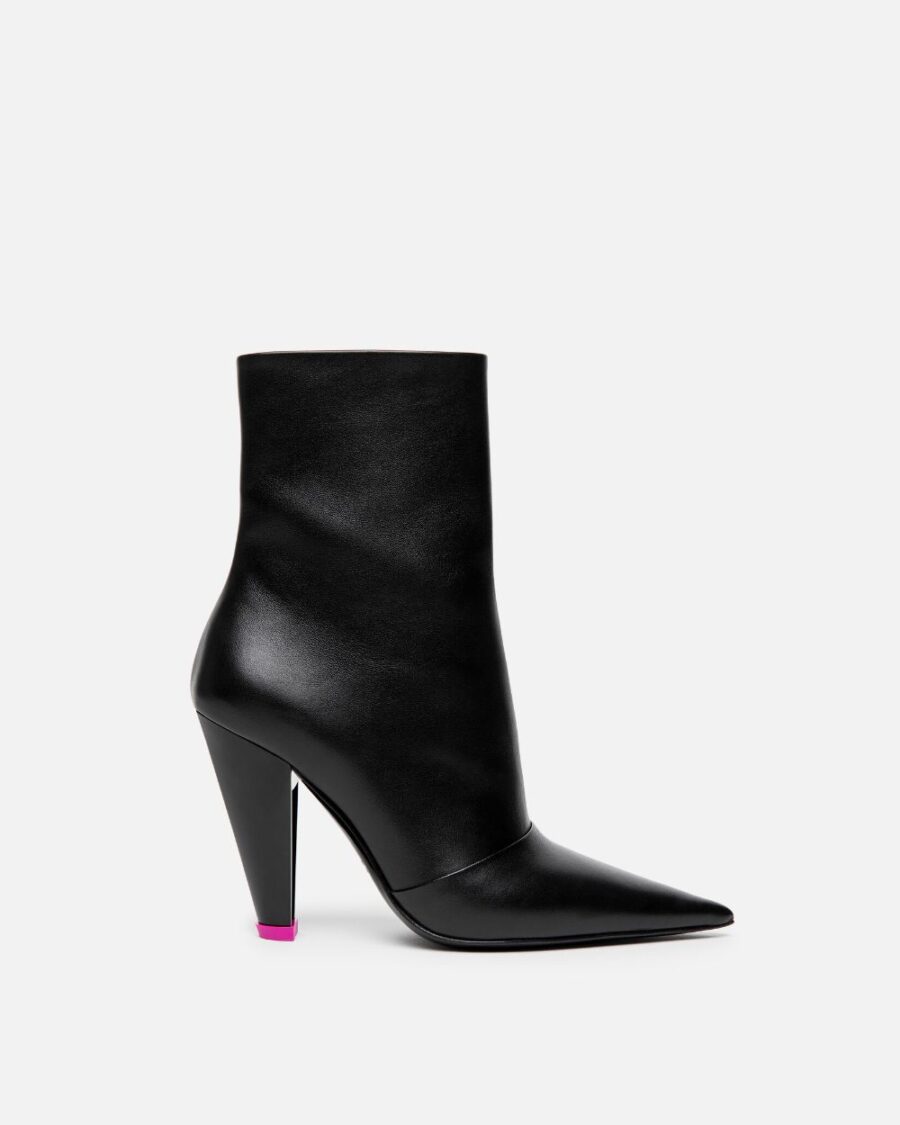 LEATHER ANKLE BOOTIES 100