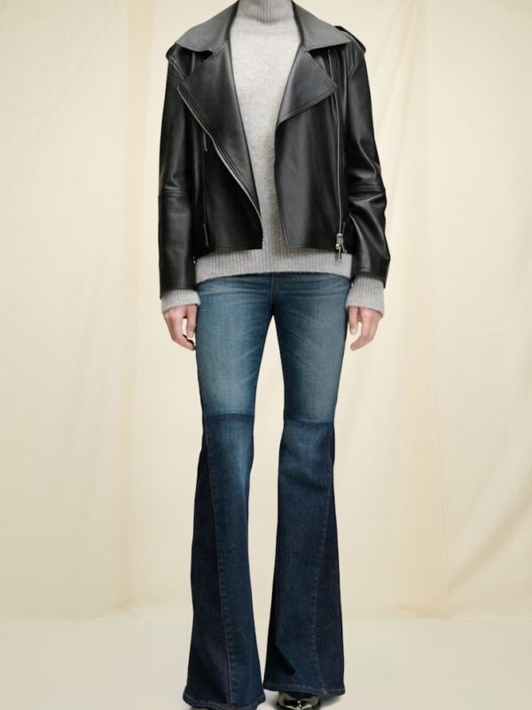 SLEEK STATEMENT JACKET