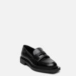 FLAT LOAFERS