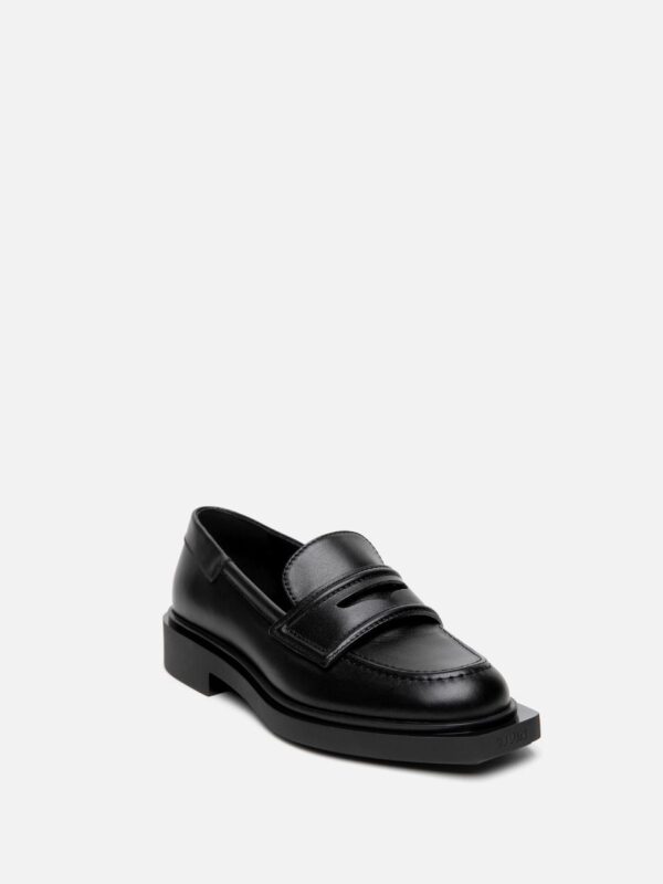 FLAT LOAFERS