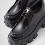 MONOLITH BRUSHED LEATHER LACE UP LOAFERS