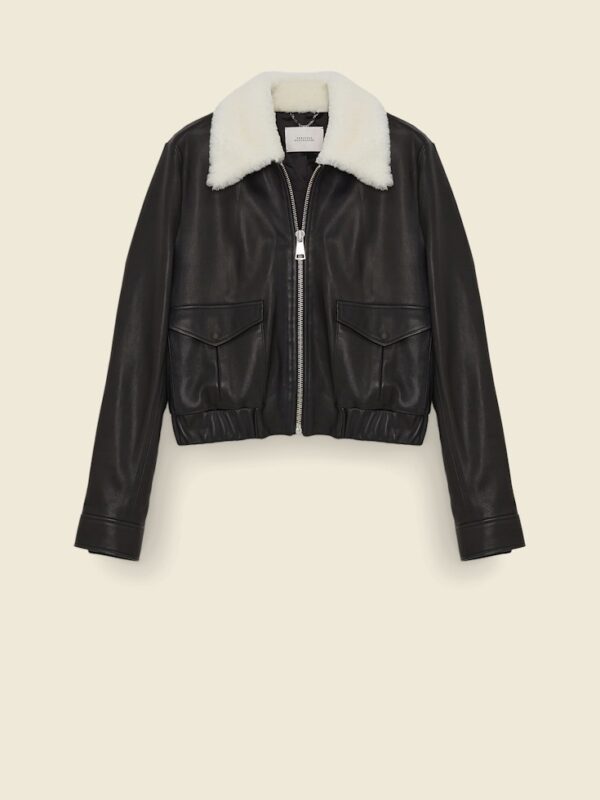 SLEEK STATEMENT JACKET
