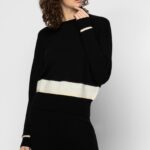 PLUMS SWEATER