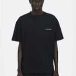 ESSENTIAL SMALL LOGO TEE