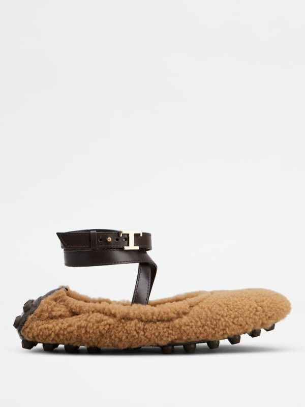 BALLERINA SHEEPSKIN WITH STRAP