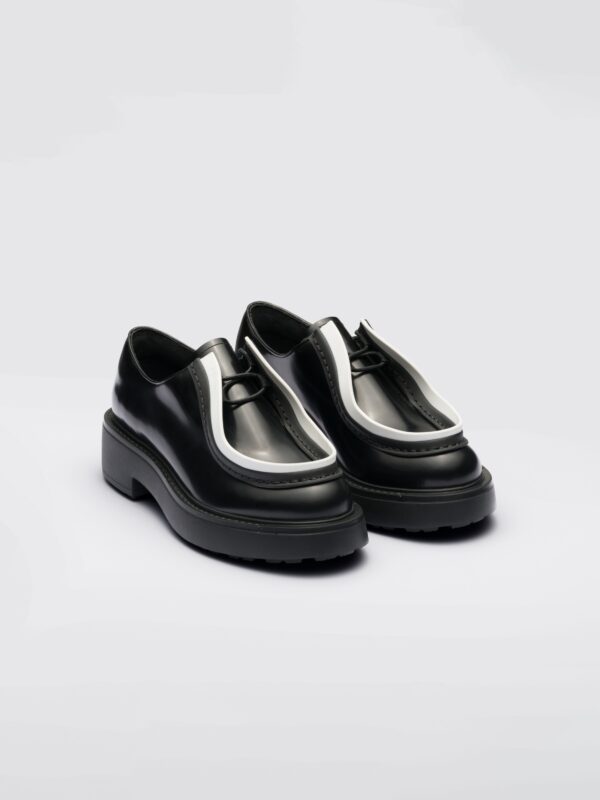 LEATHER LACE UP SHOES