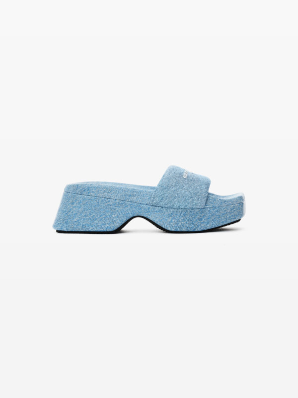PLATFORM FLOAT SLIDES