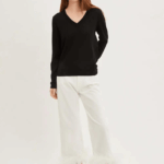 V-NECK KNITWEAR