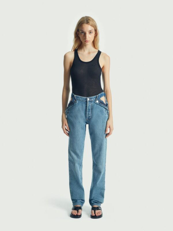 OPEN HIP JEANS