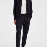 SIGNATURE STRIPES ZIPPED HOODIE