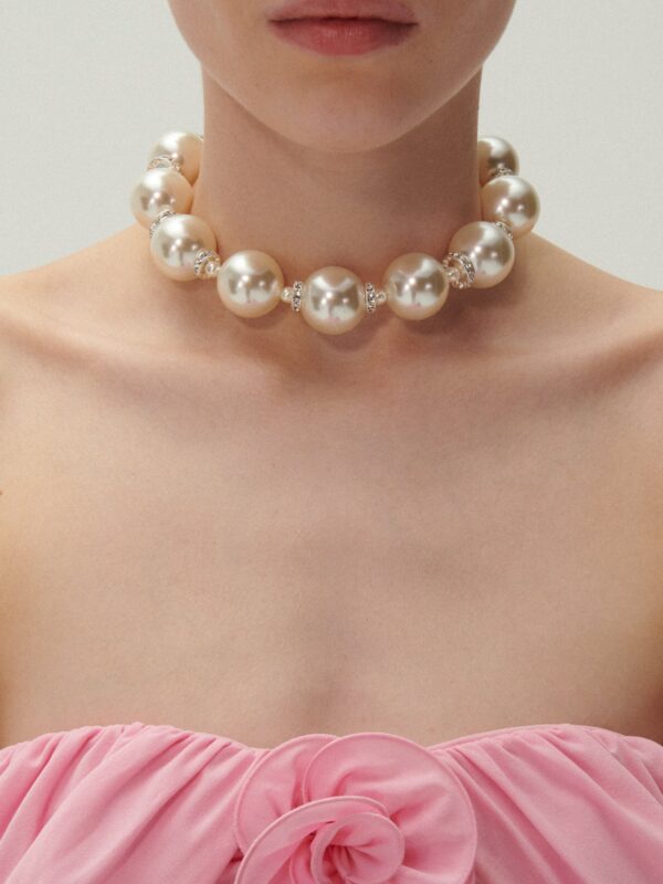 PEARLS AND CRYSTALS COLLAR NECKLACE