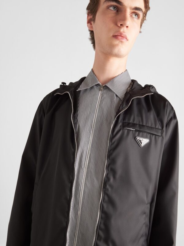 RE NYLON HOODED BLOUSON JACKET