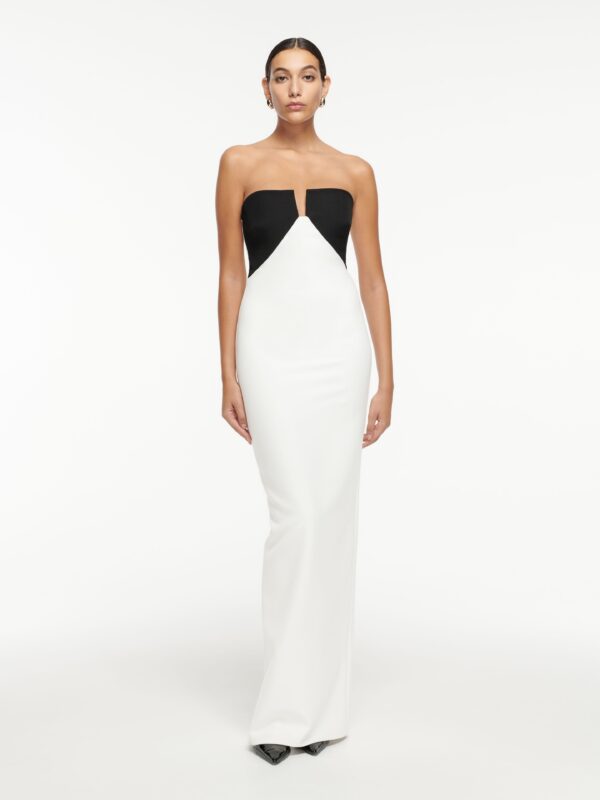 STRAPLESS CREPE GOWN