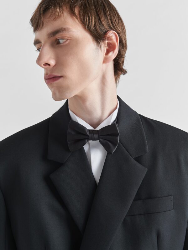 LARGE BOW TIE