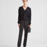 V NECK CASHMERE SWEATER