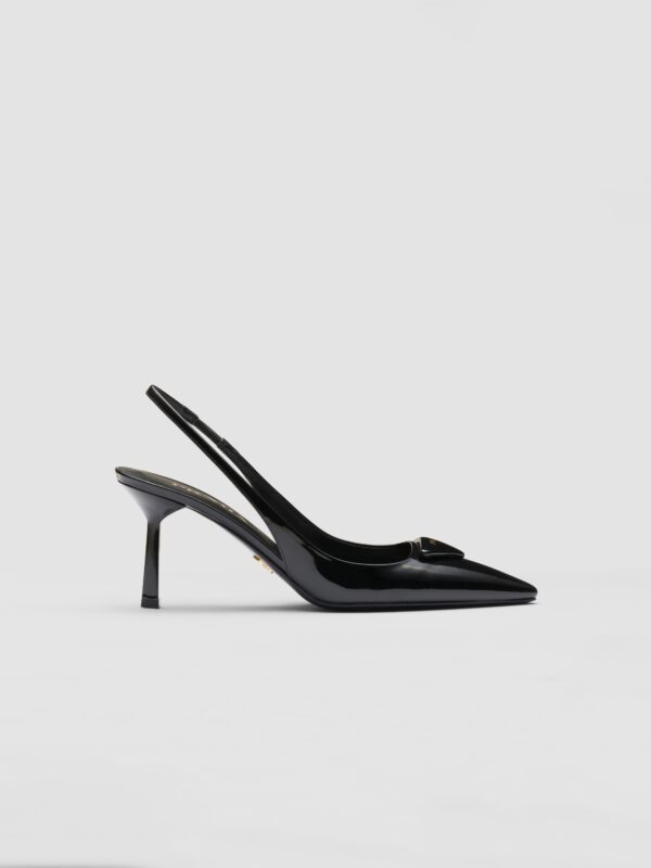 PATENT LEATHER SLINGBACKS