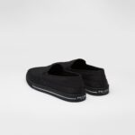SLIP ON SNEAKERS