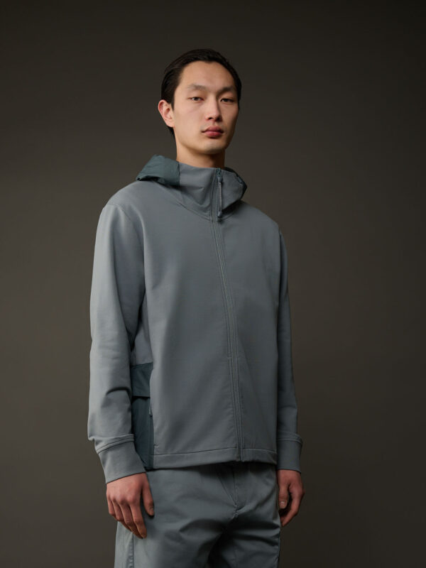 METROPOLIS SERIES FLEECE ZIPPED HOODIE