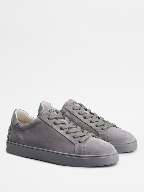 SNEAKERS IN SUEDE