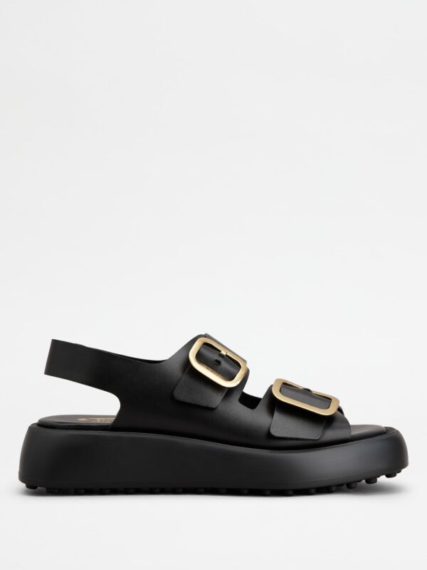 SANDALS IN LEATHER