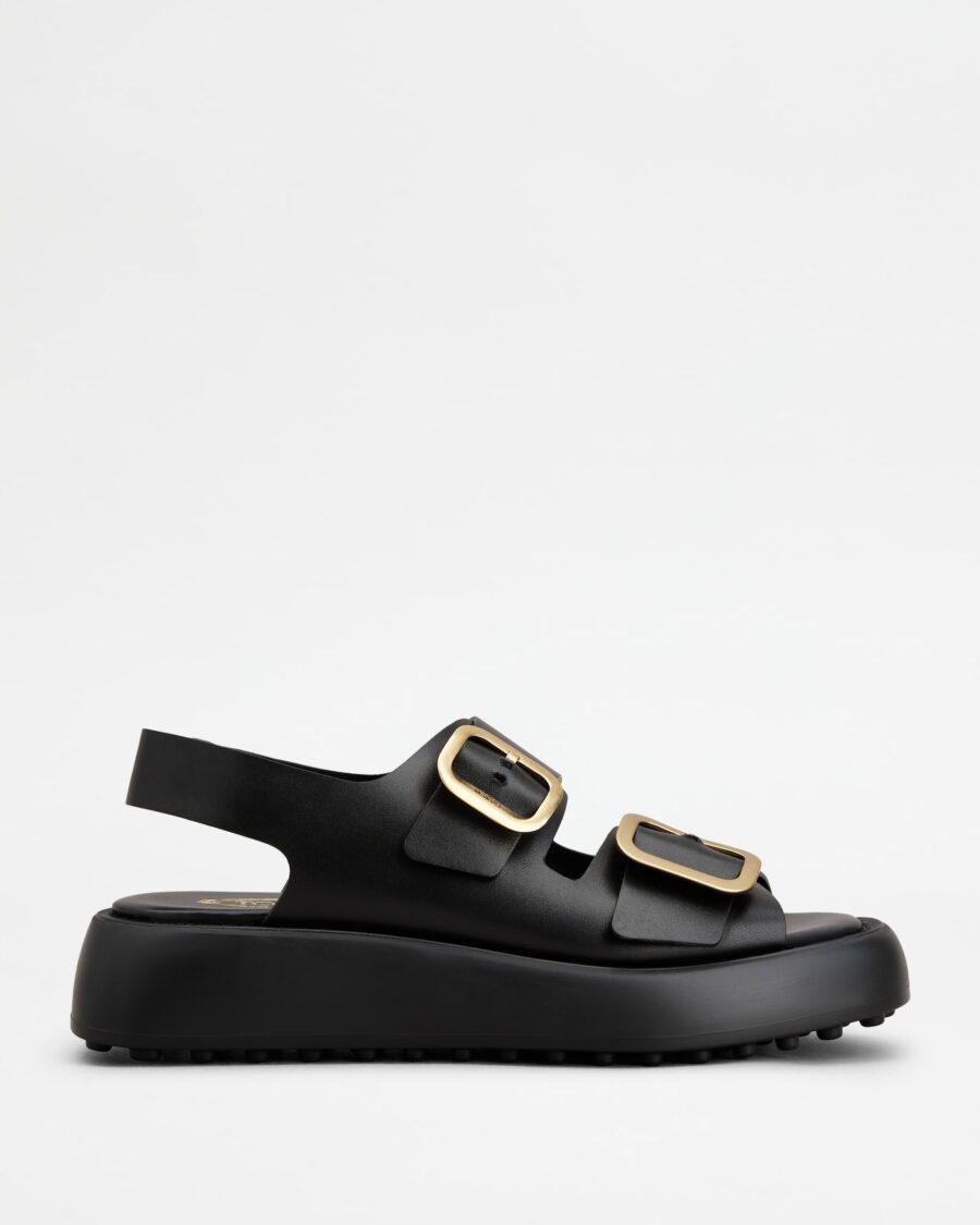 SANDALS IN LEATHER