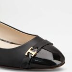 BALLERINAS IN LEATHER