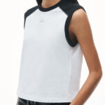 RAGLAN SHRUNKEN TEE
