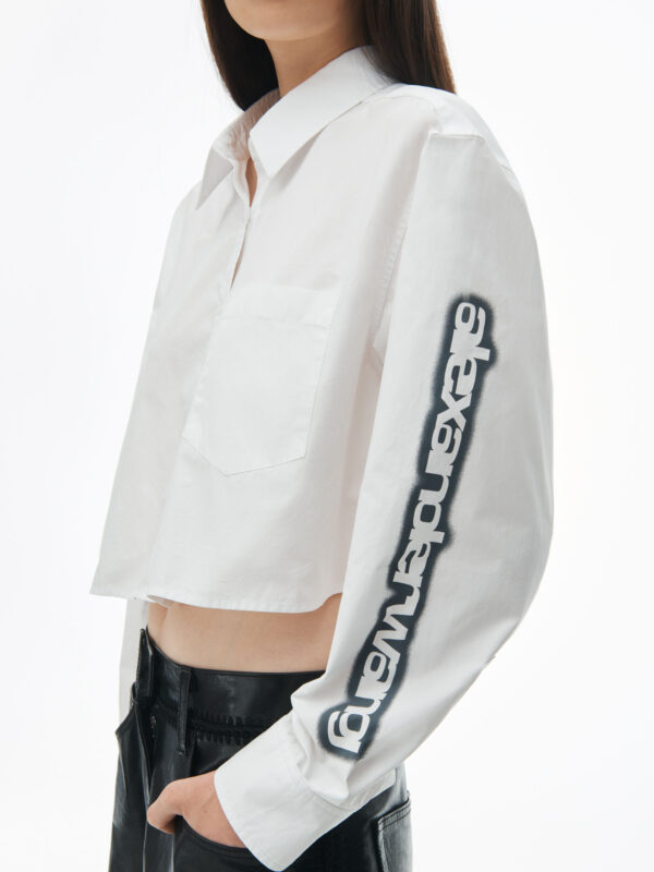 halo print cropped button-up shirt