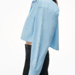 halo print cropped button-up shirt