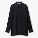logo cutout shirt in silk charmeuse